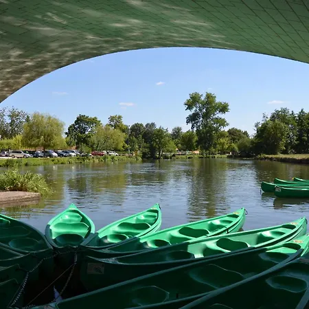 Katy's Barn * Saint-Aulaye-Puymangou