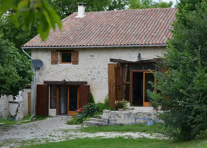 Katy's Barn * Saint-Aulaye-Puymangou