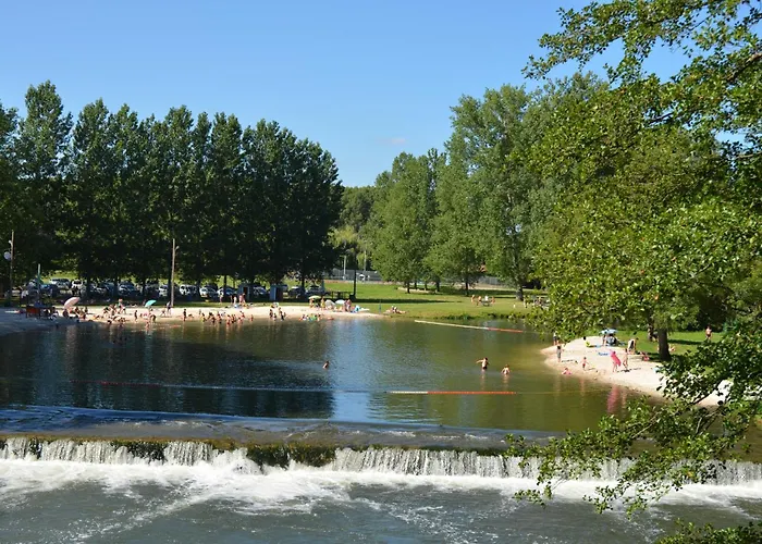 Nyaraló Katy's Barn Saint-Aulaye-Puymangou